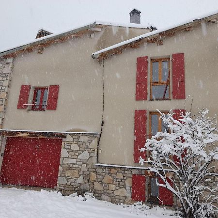 Maison De Montagne Dans Charmant Village Du Capcir Fontrabiouse Ngoại thất bức ảnh